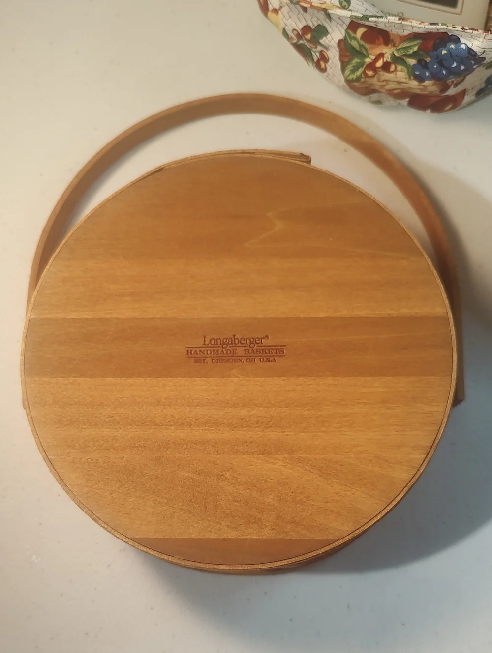 Longaberger Small Round Pie Basket With Fruit Basket Liner & Small Pie Plate